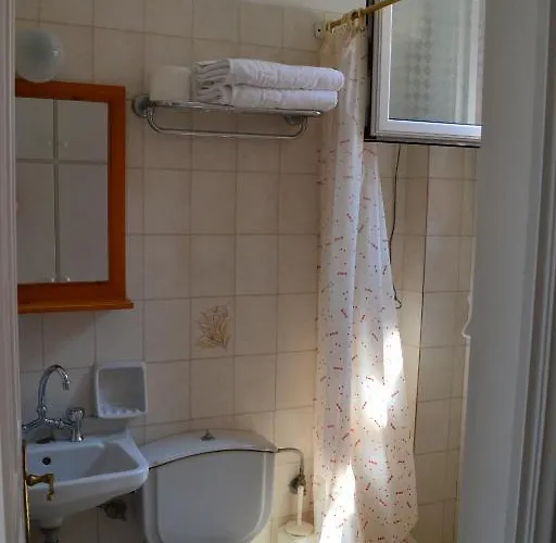 بيت ضيافة Ioli